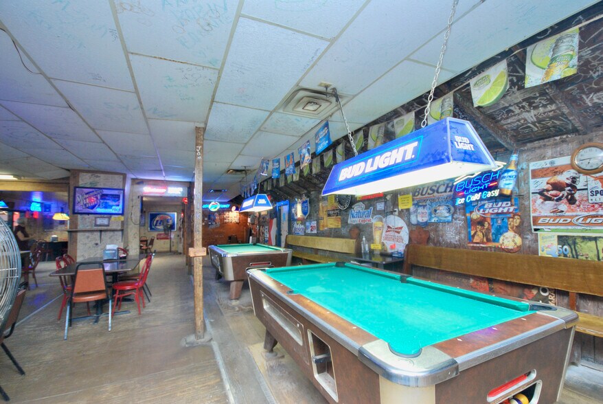 More Photos Of 12604 N State Highway 95, Cistern Restaurant For Sale