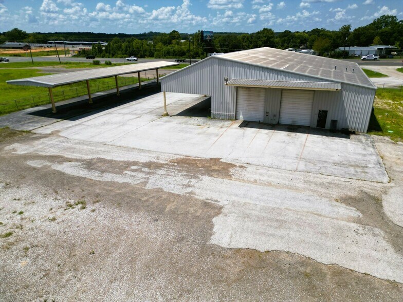 More Photos Of 17601 State Highway 155 S, Flint Warehouse For Sale