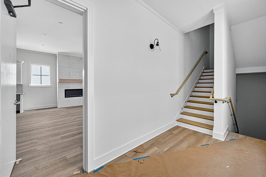 More Photos Of 64 Linton St, Woodstock Apartments For Sale