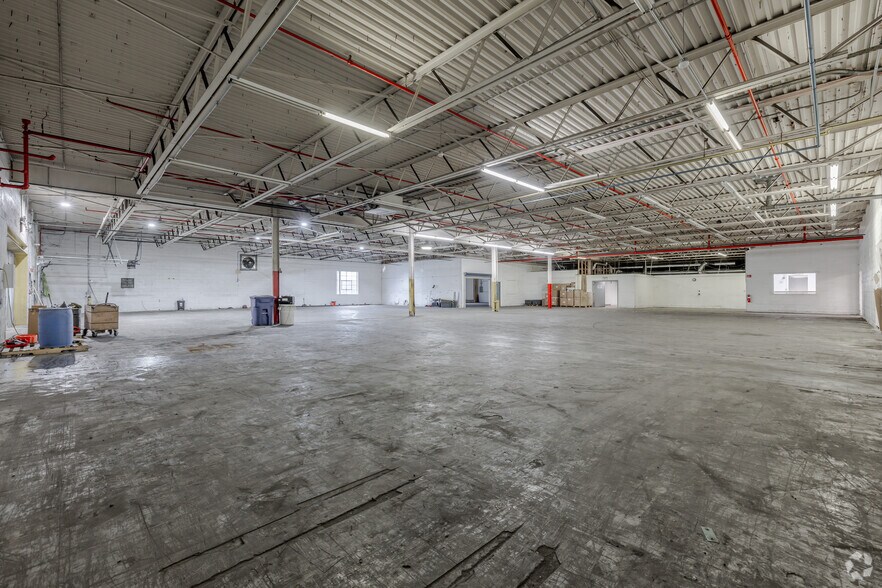 More Photos Of 755 New Ludlow Rd, South Hadley Warehouse For Sale