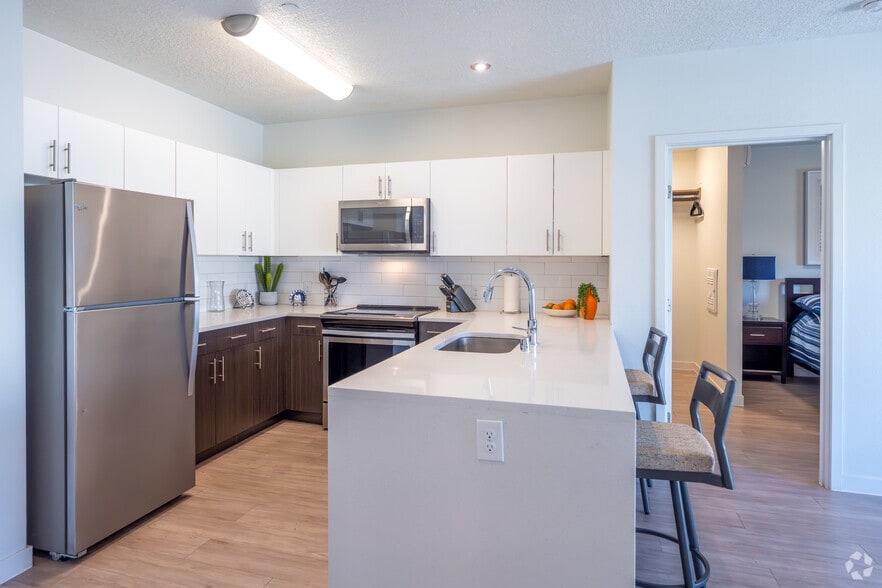 More Photos Of 1 Central Ave NW, Albuquerque Apartments For Sale