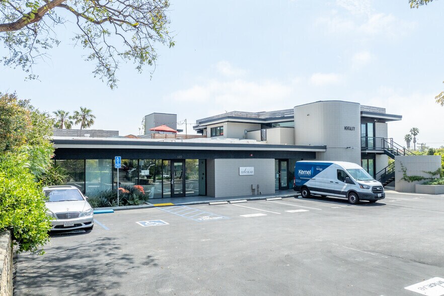 More Photos Of 420 E Carrillo St, Santa Barbara Office Residential For Lease