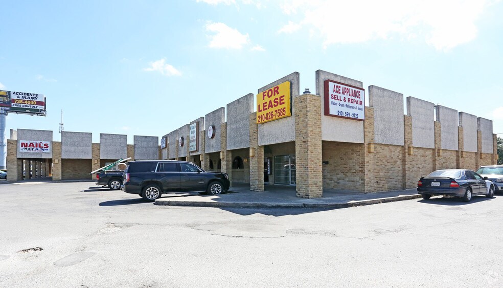 More Photos Of 12600-12612 Nacogdoches Rd, San Antonio General Retail For Lease