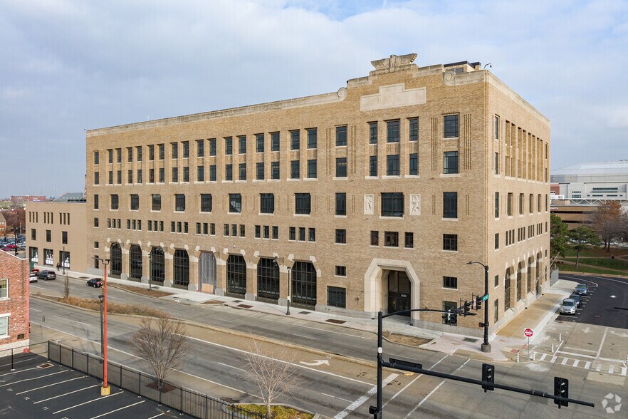 More Photos Of 900 N Tucker Blvd, Saint Louis Office For Lease