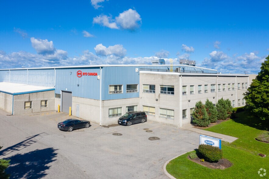 Primary Photo Of 190 Harry Walker Pky N, Newmarket Warehouse For Sale