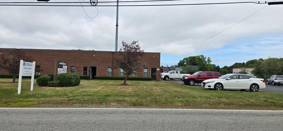More Photos Of 50 Parker St, Newburyport Manufacturing For Lease