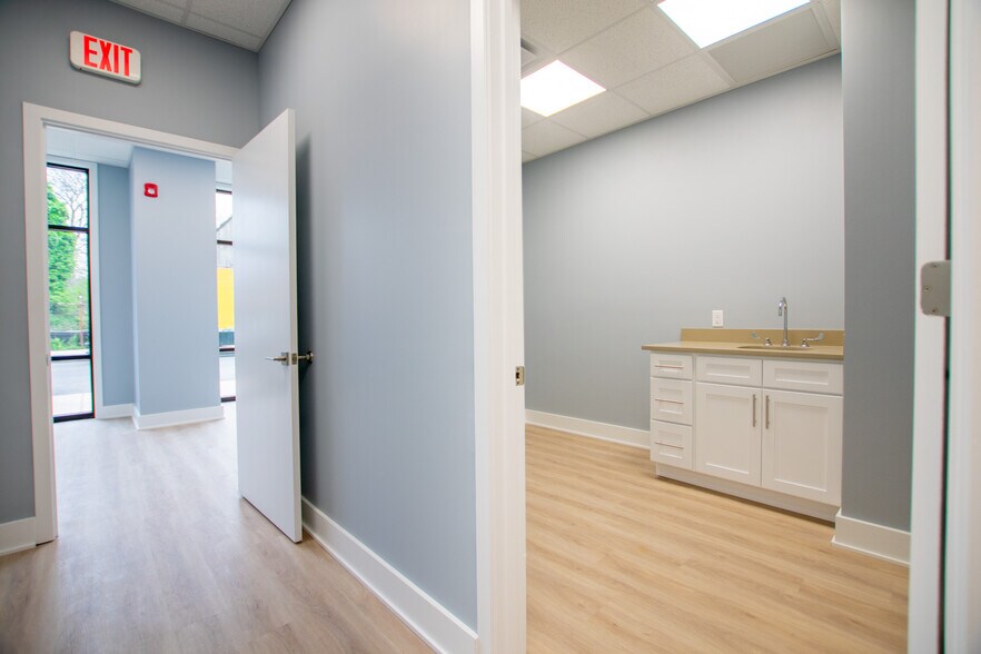 More Photos Of 1420 Point Breeze Ave, Philadelphia Apartments For Lease