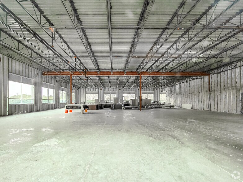 More Photos Of 17215 Jones Maltsberger Rd, San Antonio Office For Lease