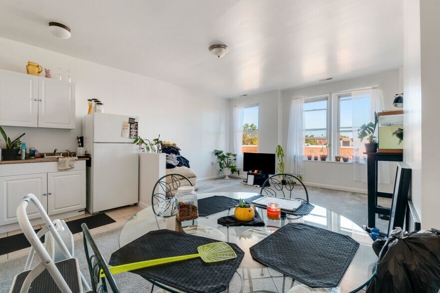 More Photos Of 2516-2520 N Charles St, Baltimore Apartments For Sale