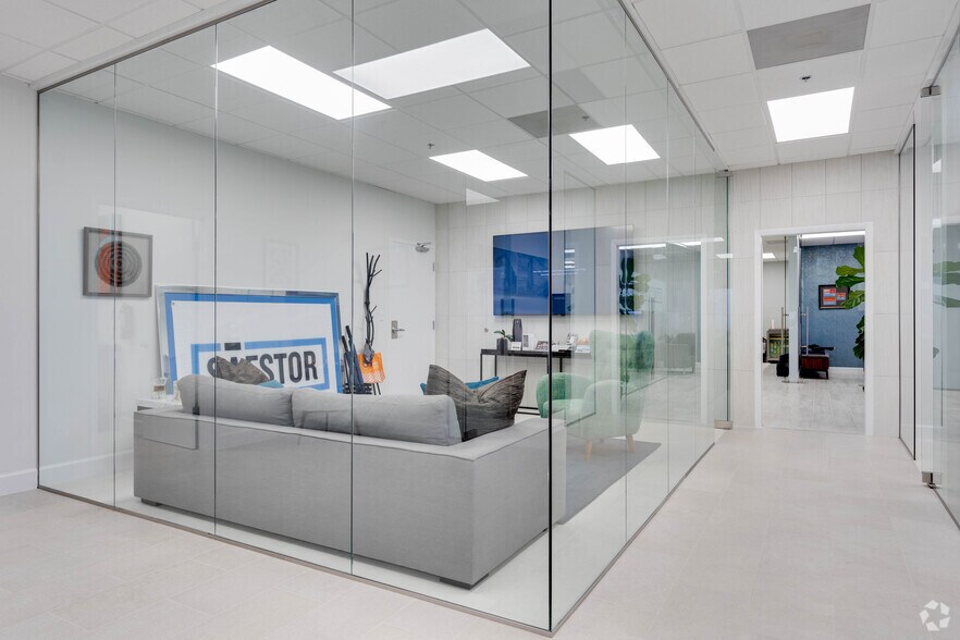 Photo of 8th Floor Ste 860