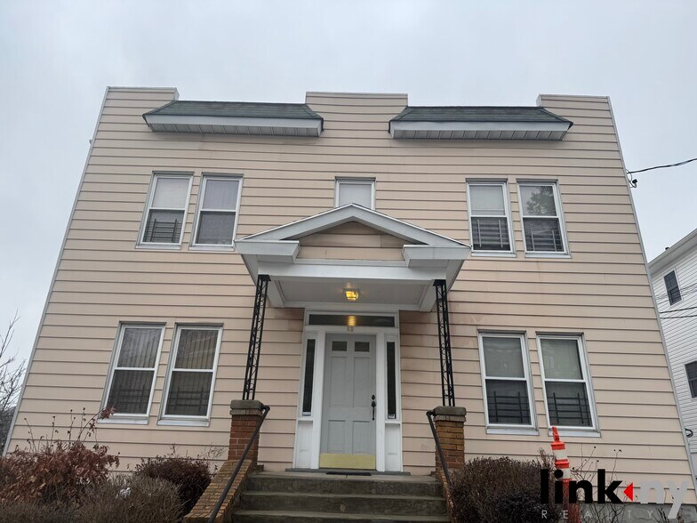 More Photos Of 65 Colin St, Yonkers Apartments For Sale