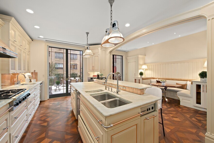 More Photos Of 349 W 86th St, New York Office Residential For Sale