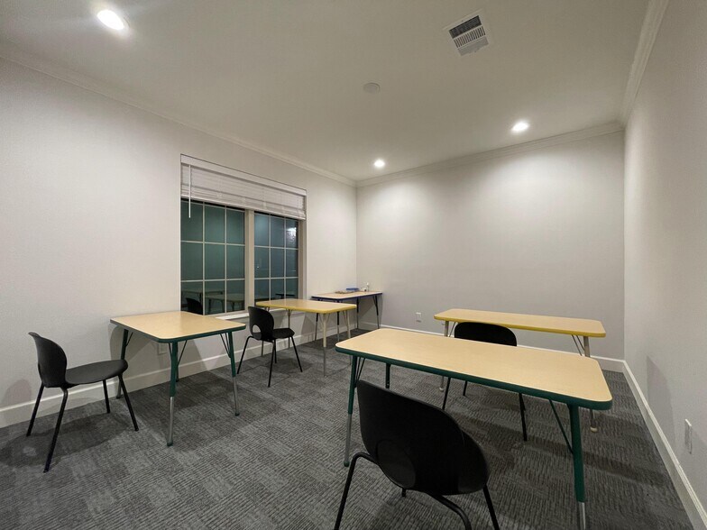 More Photos Of 8951 Collin McKinney Pky, McKinney Medical For Lease