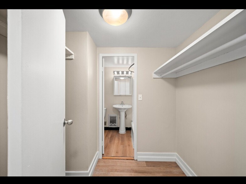 More Photos Of 1717 SW Park Ave, Portland Multifamily For Sale