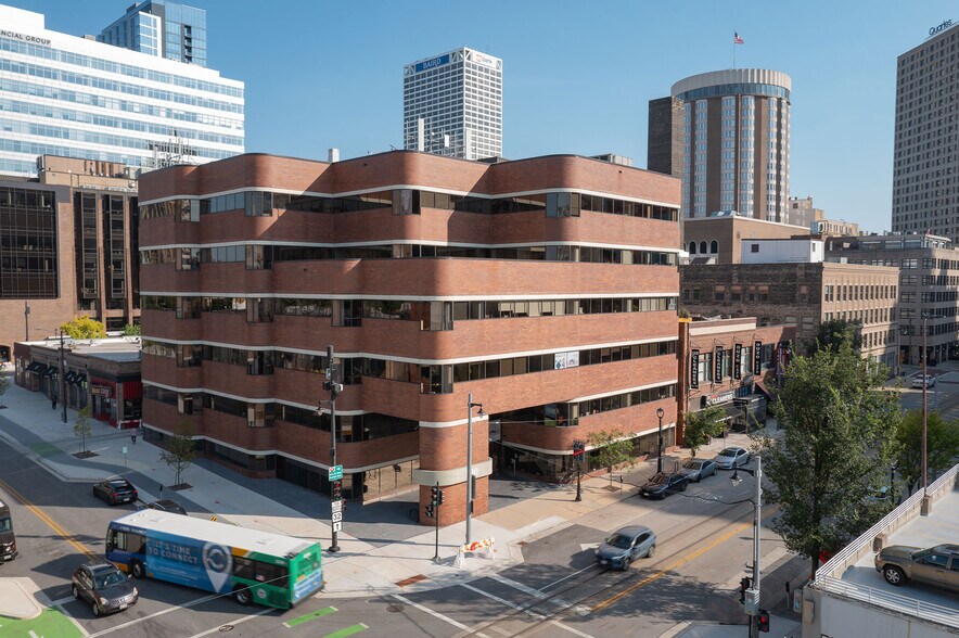 Primary Photo Of 790 N Milwaukee St, Milwaukee Coworking Space