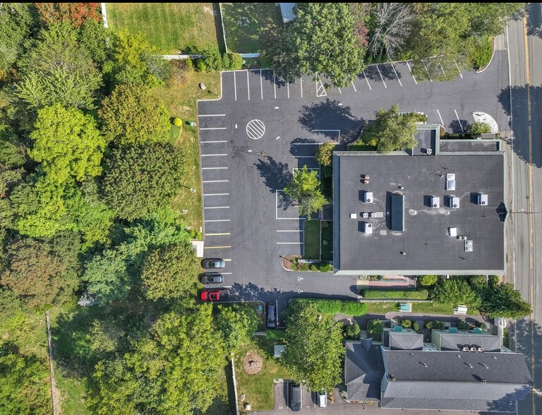 More Photos Of 294 Pleasant St, Stoughton Office For Lease