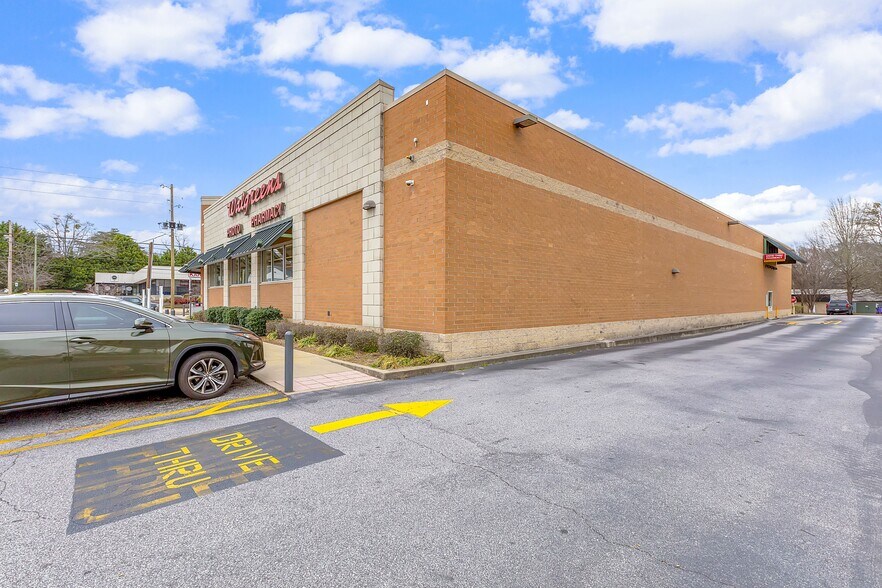 More Photos Of 2008 Laurens Rd, Greenville General Retail For Sale