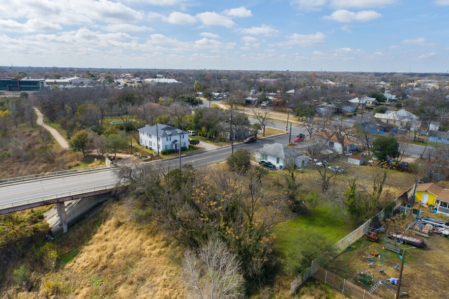 More Photos Of 333 E Theo Ave, San Antonio Land For Sale