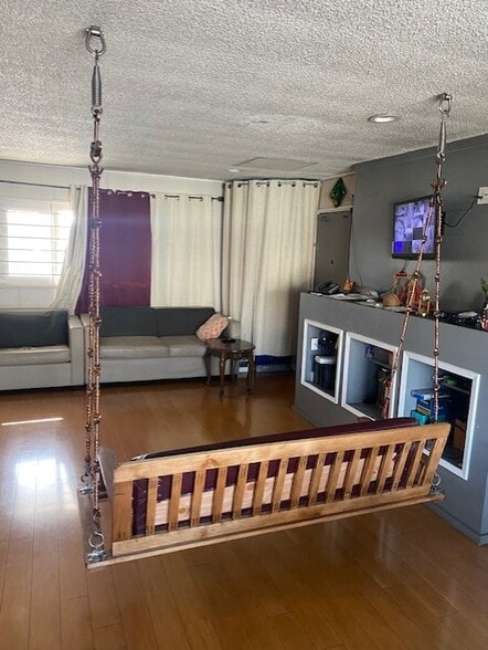 More Photos Of 1749 W Valley Blvd, Alhambra Hotel For Sale