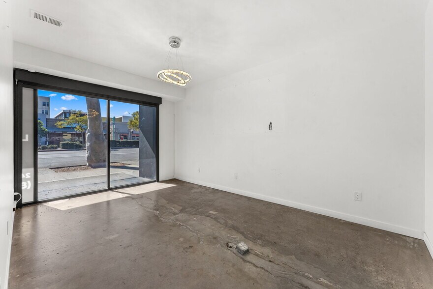 More Photos Of 3030 El Cajon Blvd, San Diego Storefront For Lease