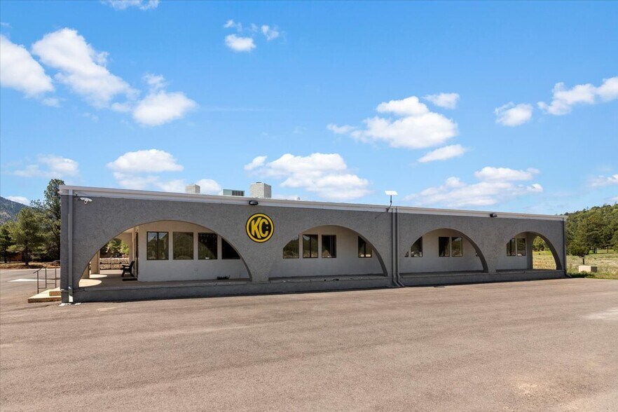 More Photos Of 2843 W Avenida de Luces, Williams Warehouse For Sale