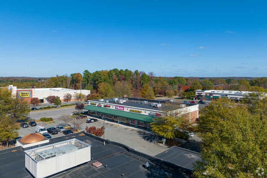 More Photos Of 1090 Virginia Center Pky, Glen Allen Unknown For Lease