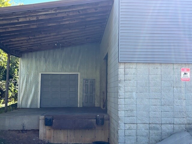 More Photos Of 310 S Union Ave, Springfield Manufacturing For Lease