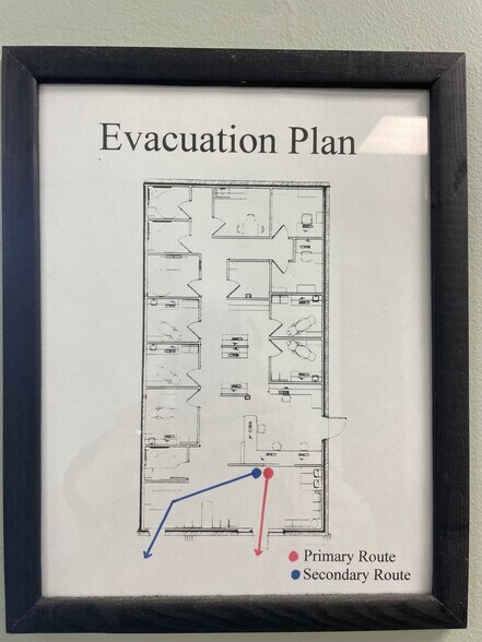 More Photos Of 1908 Caudle Dr, Mount Airy Medical For Lease