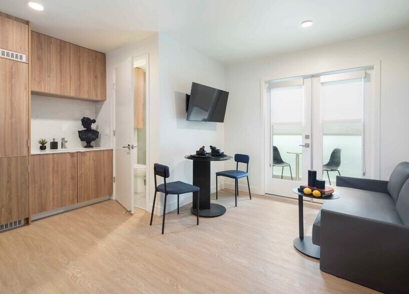 More Photos Of , Los Angeles Unknown For Sale