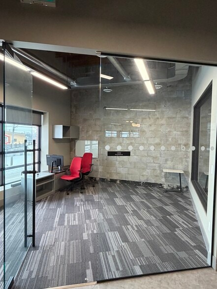 More Photos Of 1785 Walker Rd, Windsor Warehouse For Lease