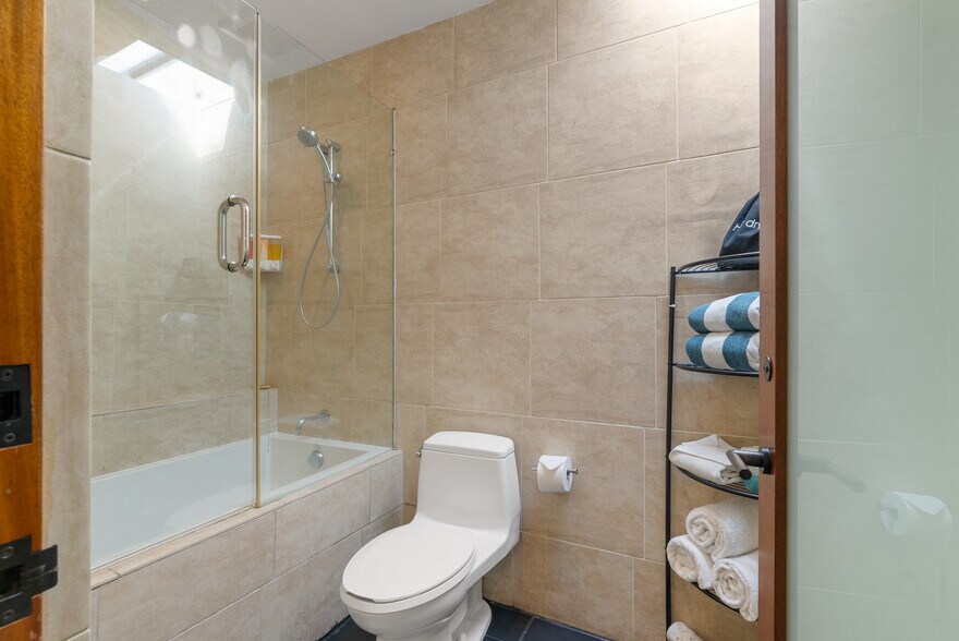 More Photos Of 690-696 S Coast Hwy, Laguna Beach, Laguna Beach Hotel For Sale