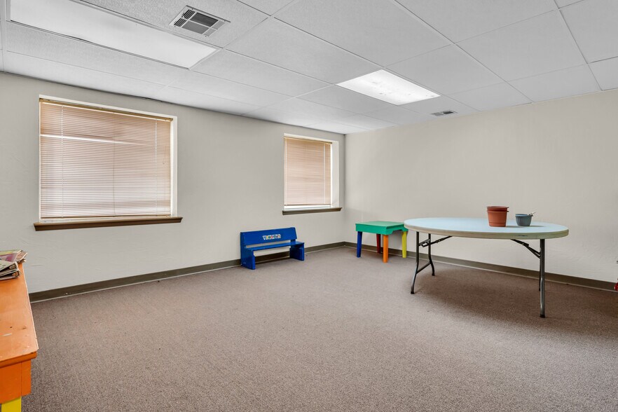 More Photos Of 727 4th St, Healdton Religious Facility For Sale