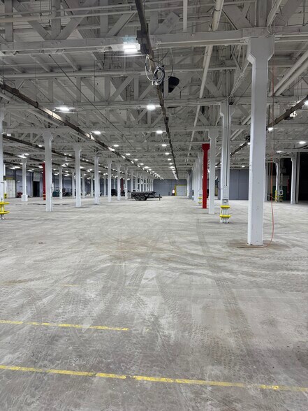 More Photos Of 750 Buckeye Rd, Lima Warehouse For Lease