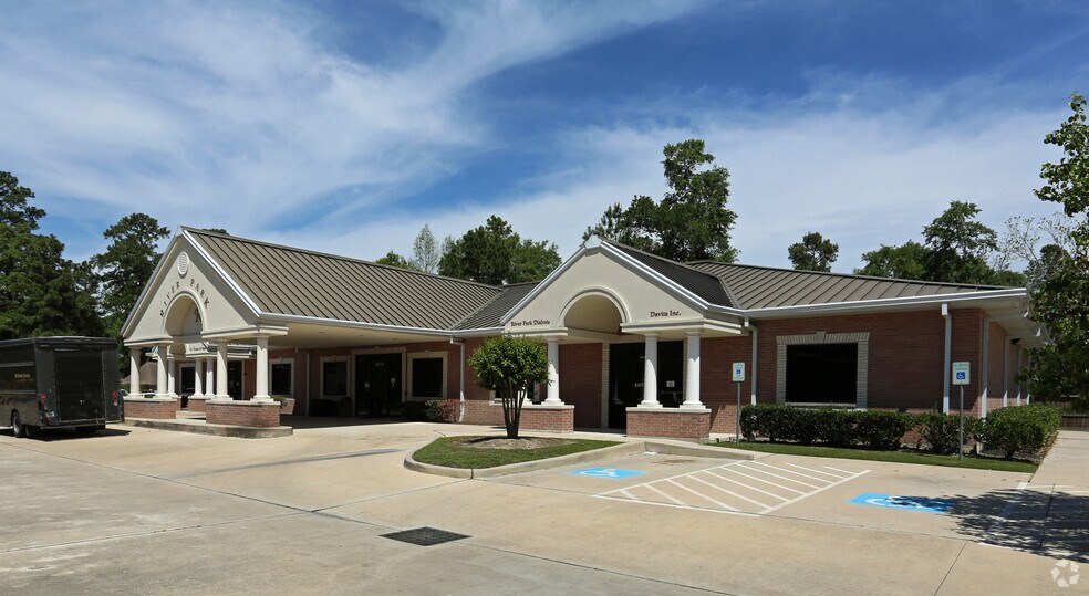 Primary Photo Of 2010 S Loop 336 W, Conroe Medical For Lease