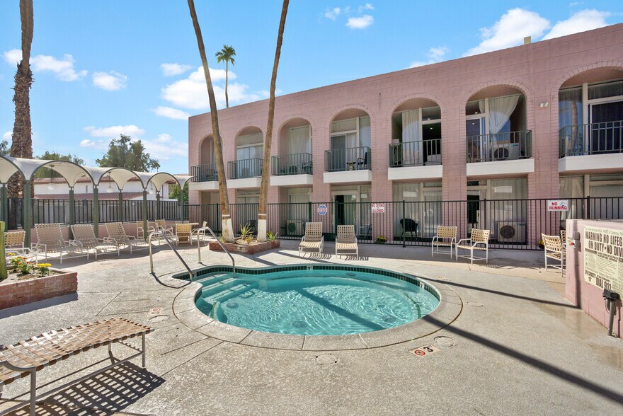 More Photos Of 74380 El Camino, Palm Desert Apartments For Sale