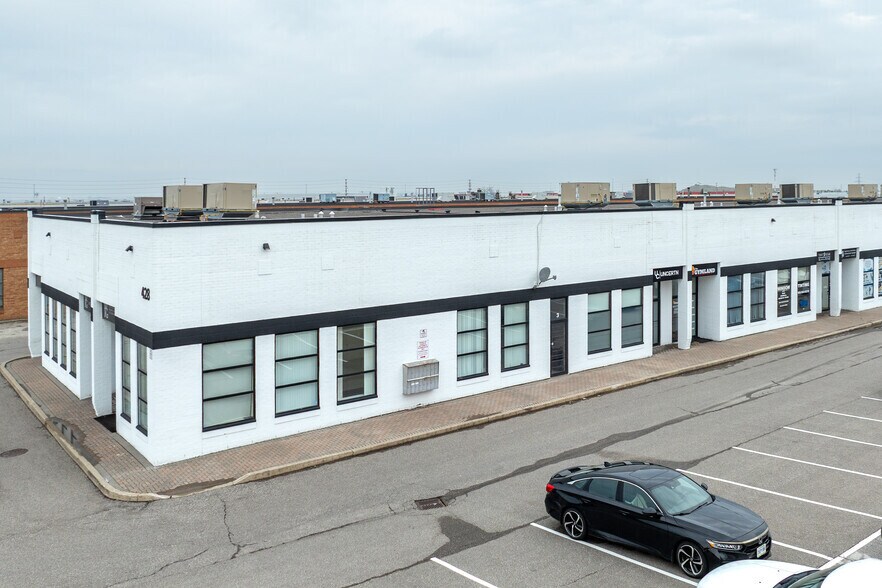 Primary Photo Of 428 Gibraltar Dr, Mississauga Warehouse For Lease