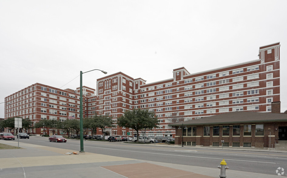 Primary Photo Of 1505 S Lamar St, Dallas Apartments For Lease