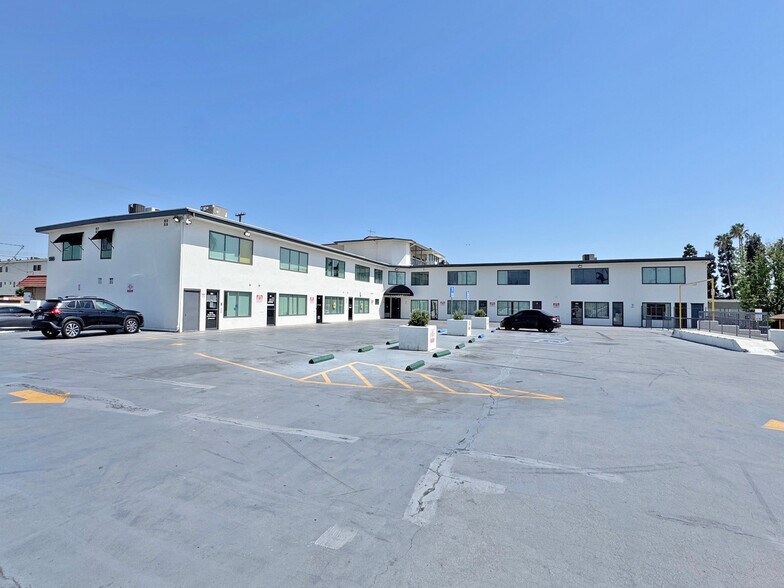 More Photos Of 599 S Barranca Ave, Covina Medical For Sale