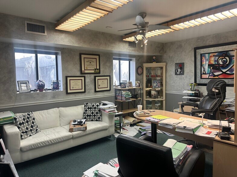 More Photos Of 752 Brookhaven Cir, Memphis Office For Lease