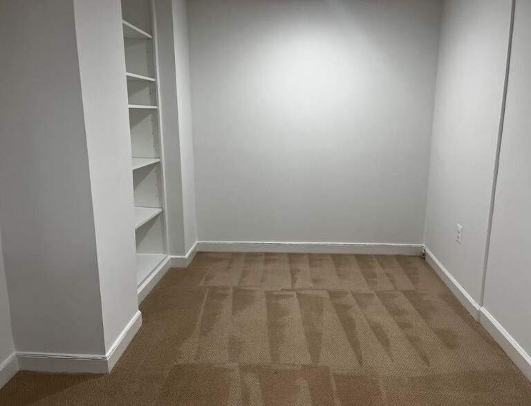 More Photos Of 228 S Washington St, Alexandria Loft Creative Space For Sale