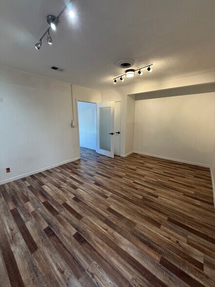 More Photos Of 8218 W Sunset Blvd, West Hollywood Loft Creative Space For Lease