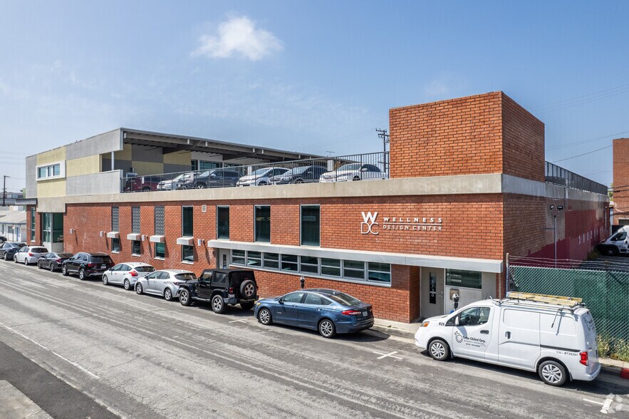 More Photos Of 1738 Berkeley St, Santa Monica Loft Creative Space For Sale