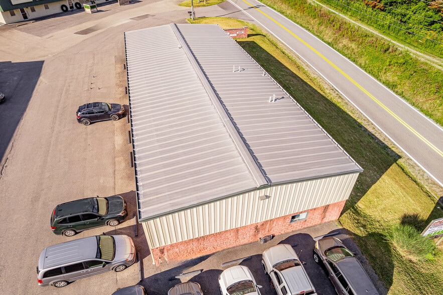 More Photos Of 951 Point Marion Rd, Morgantown Light Manufacturing For Sale