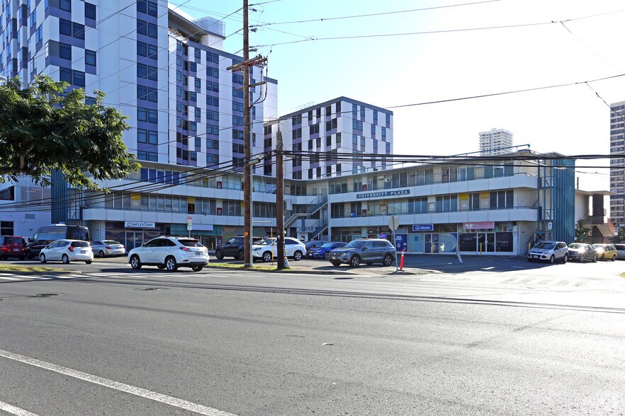 More Photos Of 931 University Ave, Honolulu General Retail For Sale