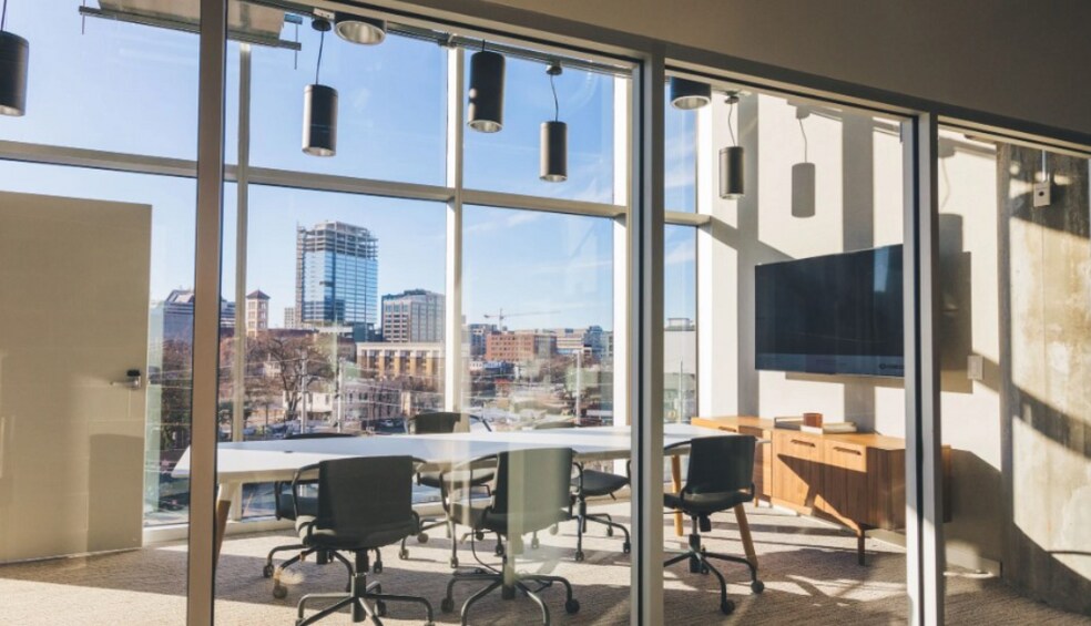 More Photos Of 800 19th Ave South, Nashville Coworking Space