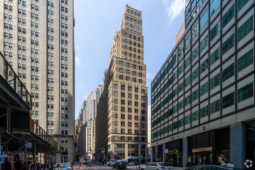 Primary Photo Of 111 John St, New York Office For Lease