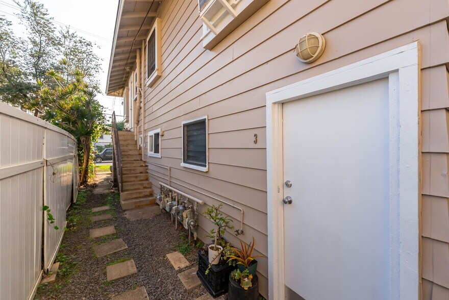 More Photos Of 1812 Algaroba St, Honolulu Apartments For Sale