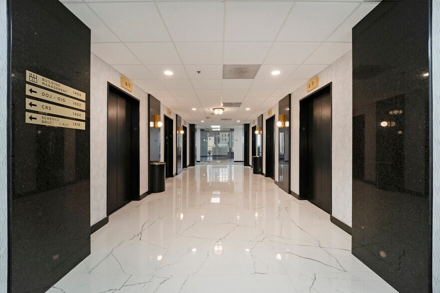 More Photos Of 211 W Fort St, Detroit Office For Lease