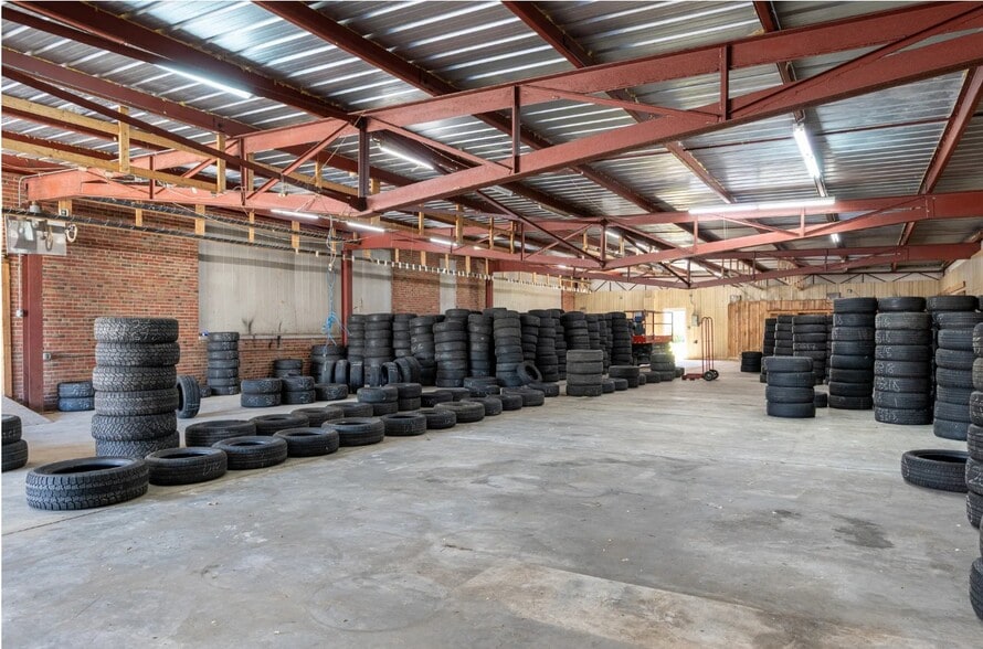 More Photos Of 111 N School St, Greensboro Warehouse For Sale