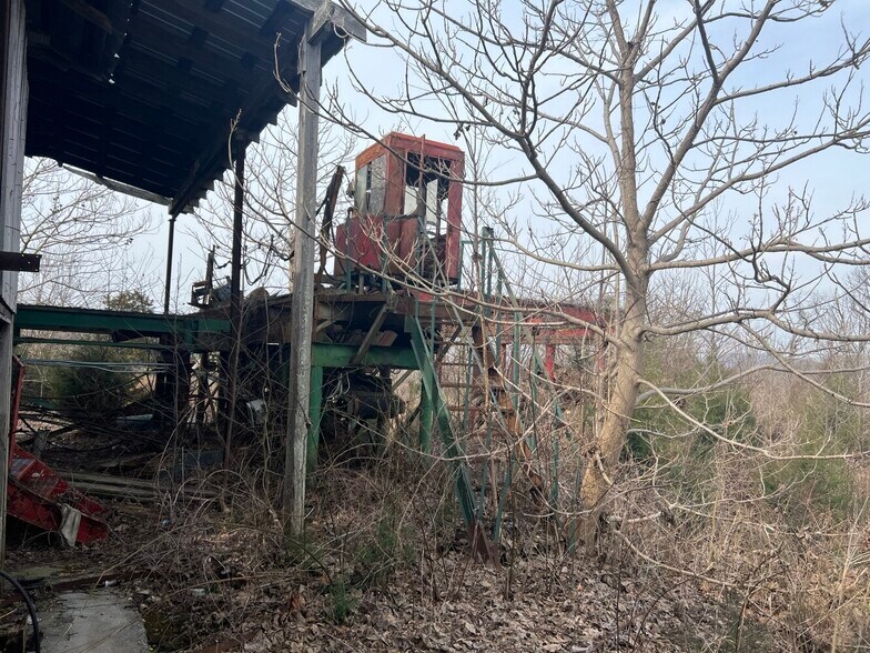 More Photos Of 3016 Highway 81, Fall Branch Land For Sale